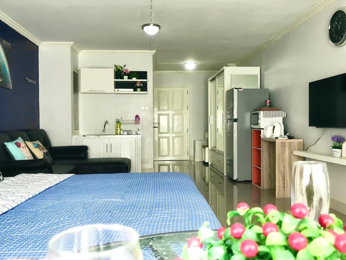 Cozy B At Nimman Studio Room In Condominium Chiang Mai Luaran gambar