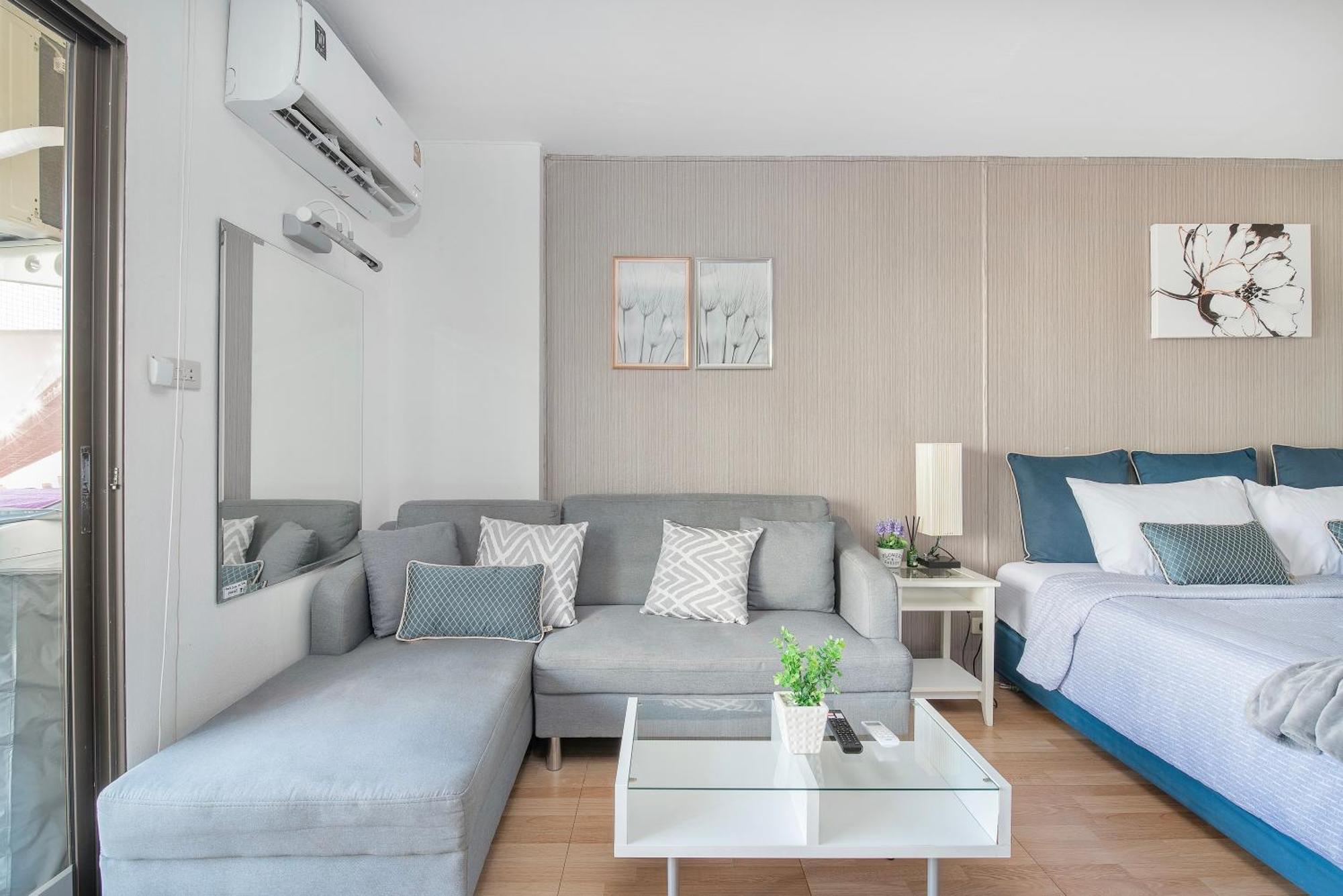 Cozy B At Nimman Studio Room In Condominium Chiang Mai Luaran gambar